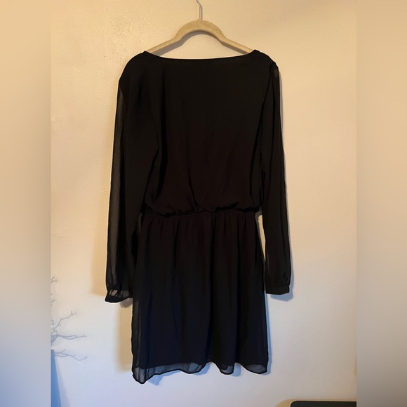 NWT | Women’s Express Black Dress (Size Medium) - Picture 3 of 6